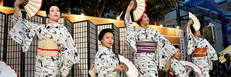 宵宮の舞（八王子芸妓） 写真